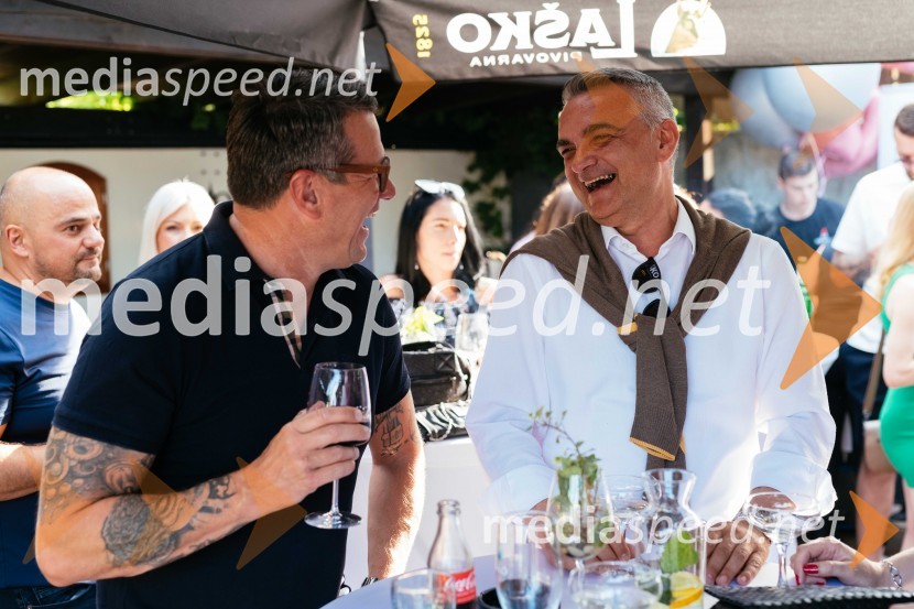  ... ;  Milenko Boroja, 24nep, nepremičninska agencija15. let delovanja nepremičninske agentke Mojce Žižek Mesarec