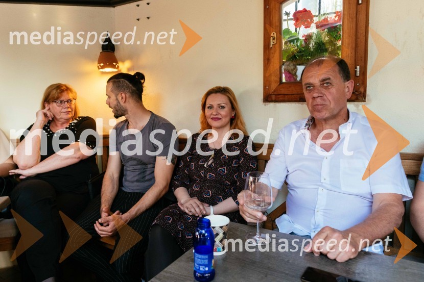 15. let delovanja nepremičninske agentke Mojce Žižek Mesarec