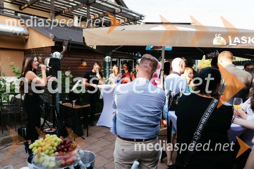 15. let delovanja nepremičninske agentke Mojce Žižek Mesarec