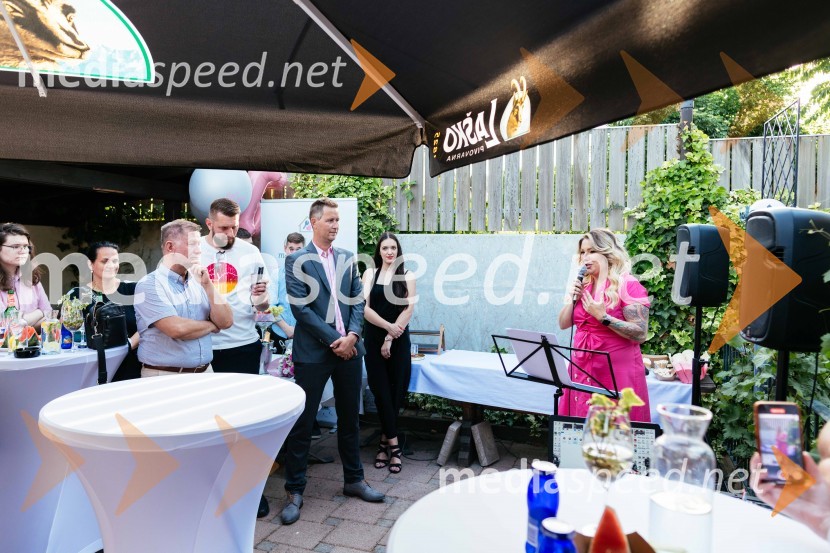 15. let delovanja nepremičninske agentke Mojce Žižek Mesarec