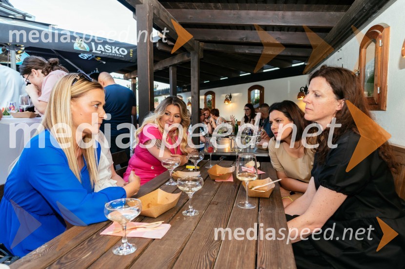 15. let delovanja nepremičninske agentke Mojce Žižek Mesarec