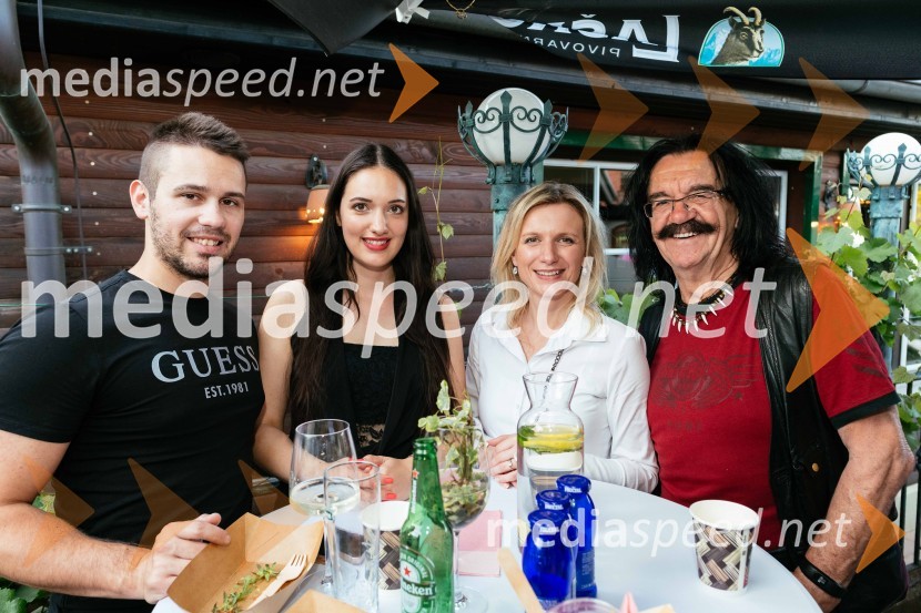  ... ;  ... ;  Alja Polutnik;  Slavko Kovačič-Spidi, glasbenik15. let delovanja nepremičninske agentke Mojce Žižek Mesarec