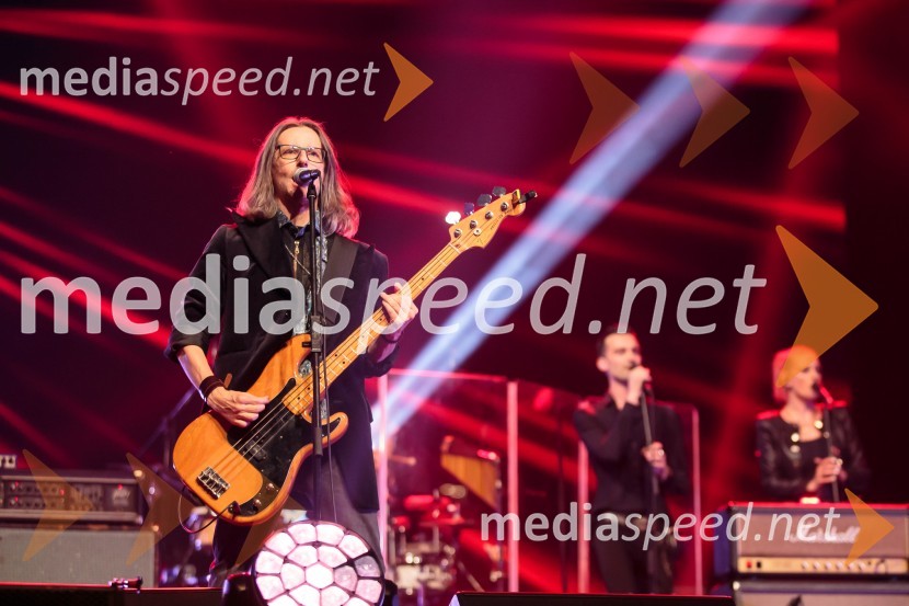  Alen Steržaj, basist skupine Big Foot MamaKoncert Big Foot Mama ob 30- letnici delovanja