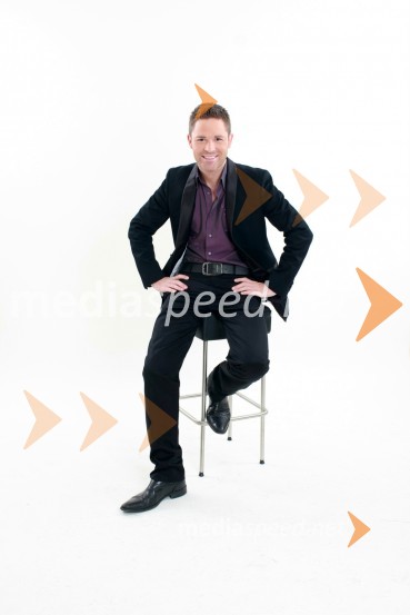 Sebastjan, pevec in TV voditeljSebastjan, pevec in TV voditelj