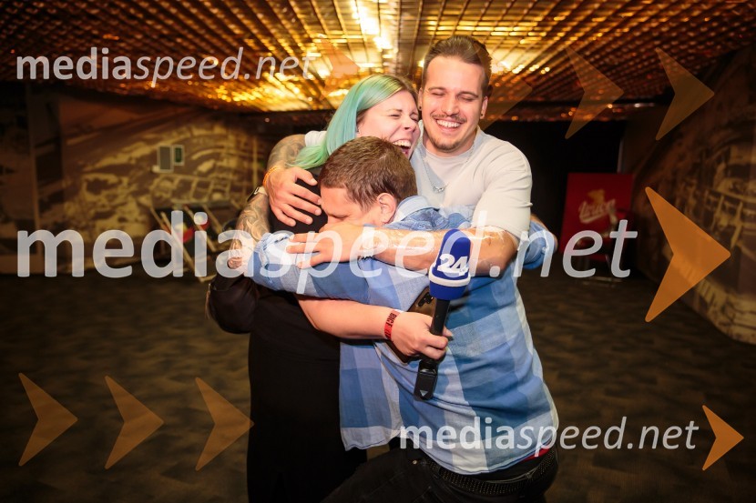  Tanja Divac, novinarka;  Dejan Marič, Tattoo Dejan;  Tim Kores - Kori, glasbenikKoncert Big Foot Mama ob 30- letnici delovanja