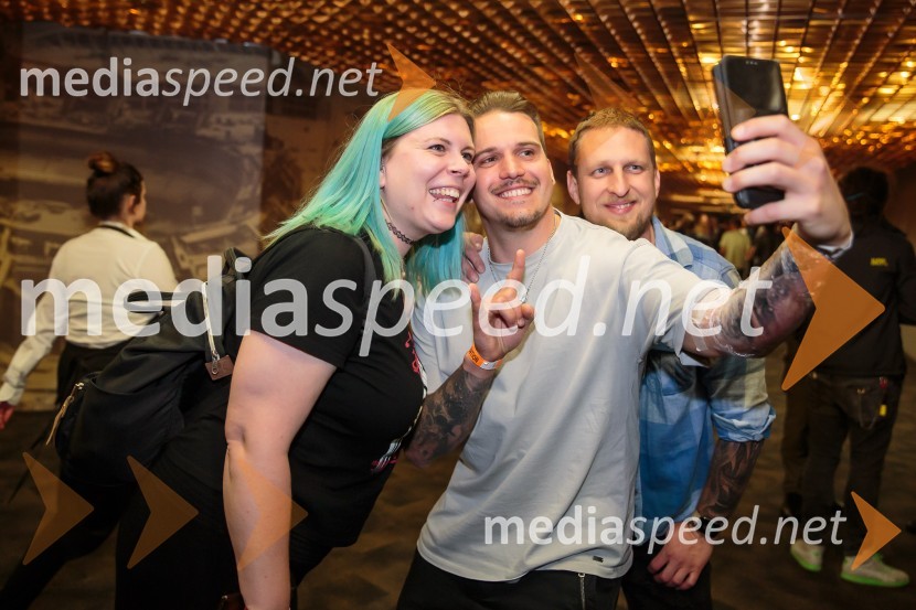  Tanja Divac, novinarka;  Tim Kores - Kori, glasbenik;  Dejan Marič, Tattoo DejanKoncert Big Foot Mama ob 30- letnici delovanja