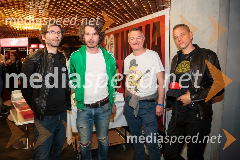  Žarko Pak, producent;  Jure Lesar, glasbenik;  Jernej Vene, glasbeni urednik, Val 202;  Žiga Klančar, glasbeni urednik, Val 202Koncert Big Foot Mama ob 30- letnici delovanja