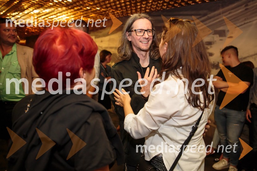  Alen Steržaj, basist skupine Big Foot MamaKoncert Big Foot Mama ob 30- letnici delovanja