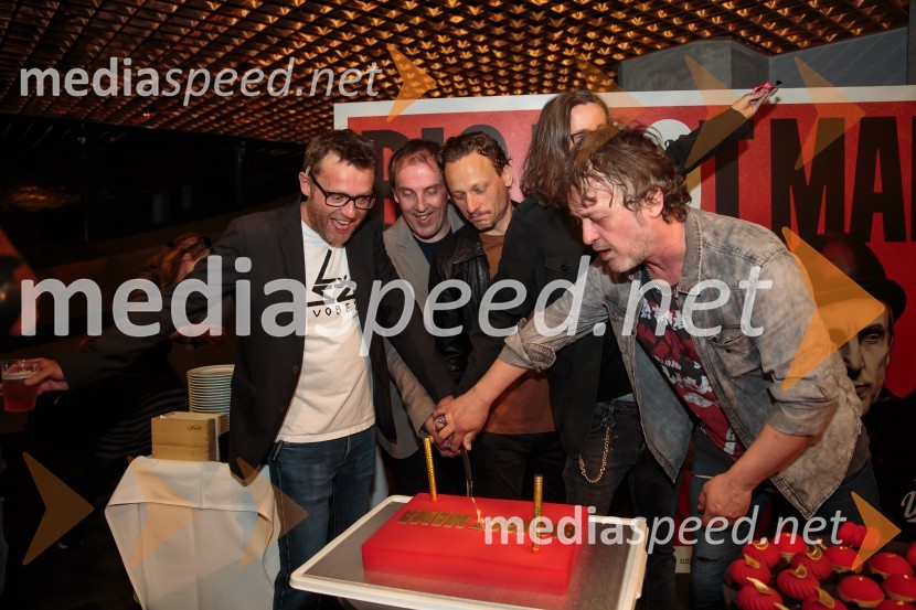  Gregor Skočir, pevec skupine Big Foot Mama;  Jože Habula, bobnar skupine Big Foot Mama;  Daniel Gregorič, kitarist, Big Foot Mama;  Alen Steržaj, basist skupine Big Foot Mama;  Zoran Čalić, kitarist skupine Big Foot MamaKoncert Big Foot Mama ob 30- letnici delovanja