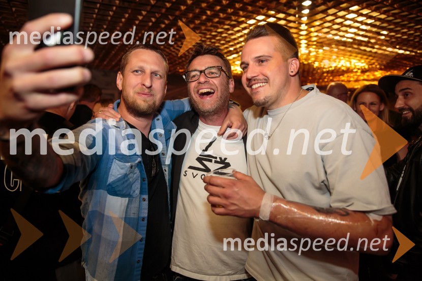  Dejan Marič, Tattoo Dejan;  Gregor Skočir, pevec skupine Big Foot Mama;  Tim Kores - Kori, glasbenikKoncert Big Foot Mama ob 30- letnici delovanja