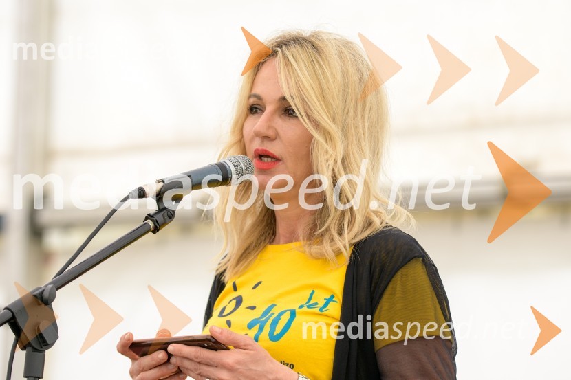  Lidija Šestak Zorić, predsednica društva Sonček MariborVseslovensko srečanje društev združenih v Zvezo Sonček