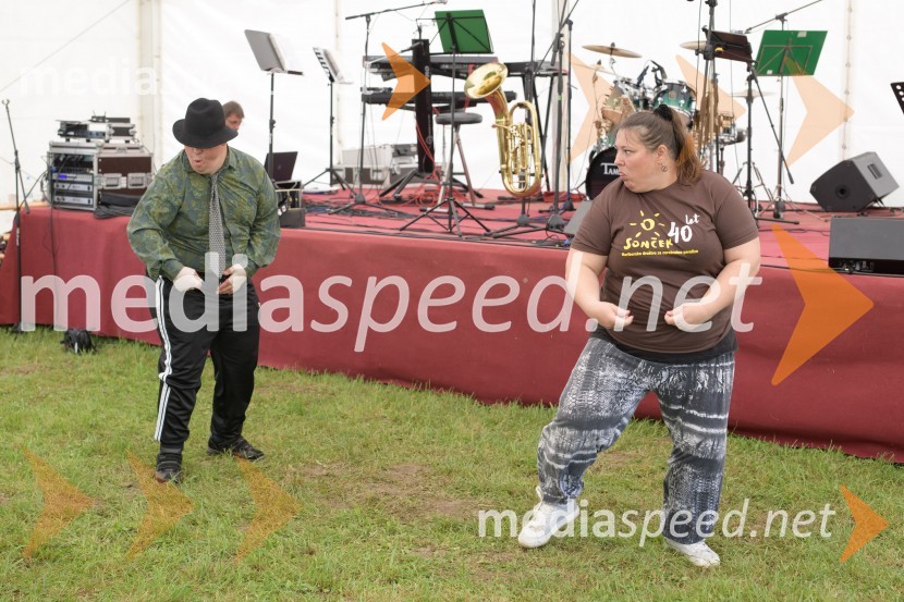  ... ;  Urška Vučak Markež, igralkaVseslovensko srečanje društev združenih v Zvezo Sonček