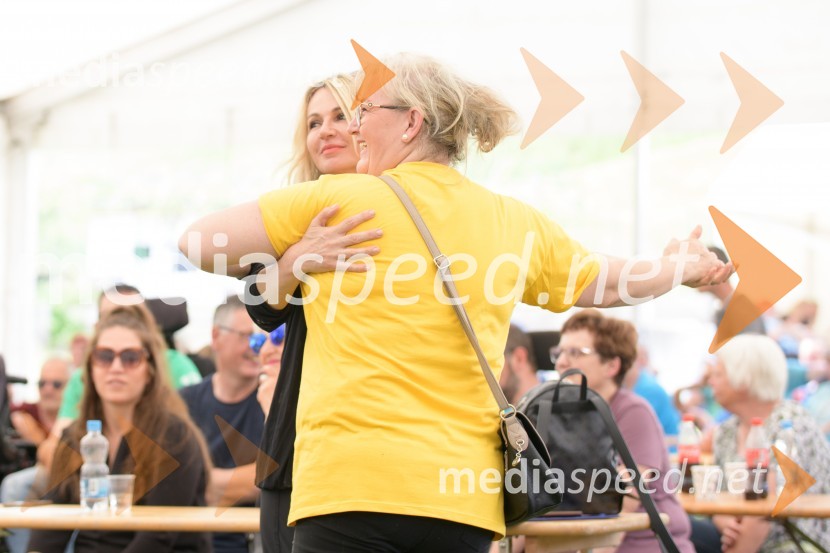  Lidija Šestak Zorić, predsednica društva Sonček Maribor;  ... Vseslovensko srečanje društev združenih v Zvezo Sonček