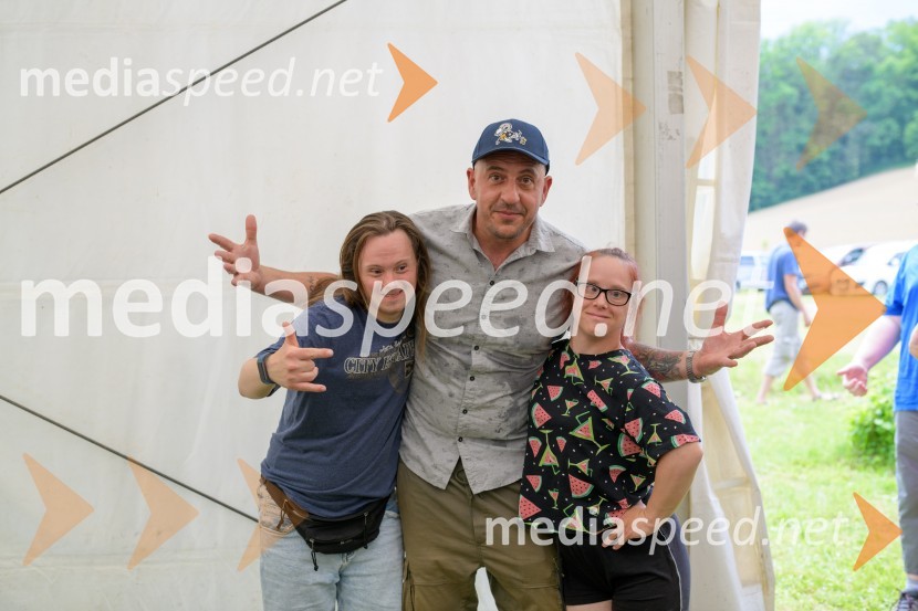  ... ;  Boštjan Čukur, raper, 6 Pack Čukur;  ... Vseslovensko srečanje društev združenih v Zvezo Sonček