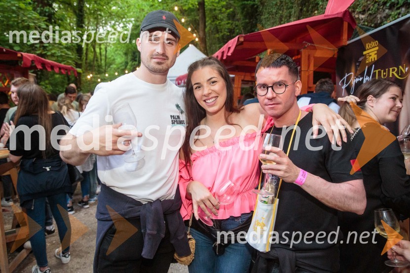 Vinska pot v rovih pod starim Kranjem, sobota