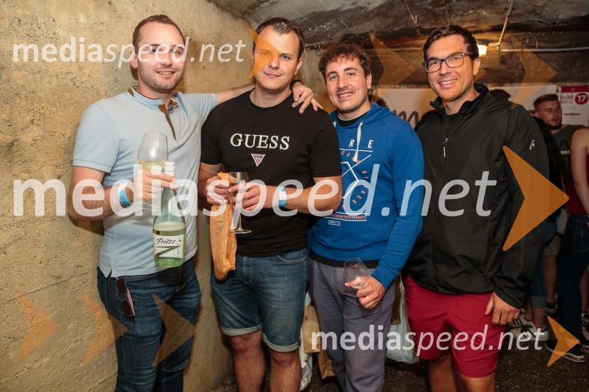 Vinska pot v rovih pod starim Kranjem, sobota