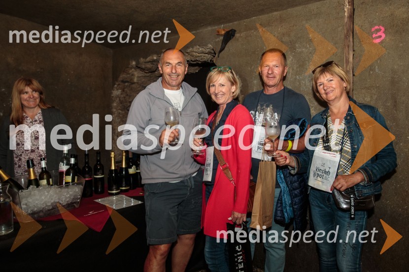 Vinska pot v rovih pod starim Kranjem, sobota