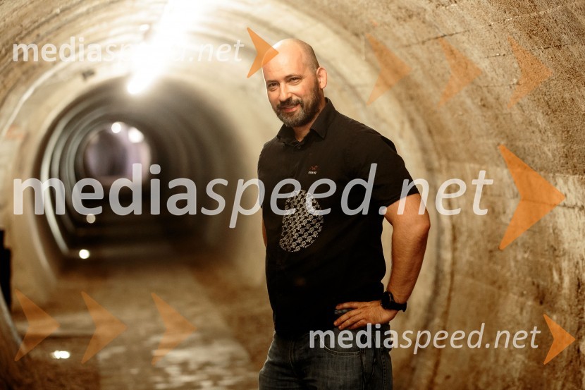  Srečko Štagar, ZTKKVinska pot v rovih pod starim Kranjem, sobota