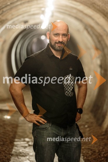  Srečko Štagar, ZTKKVinska pot v rovih pod starim Kranjem, sobota