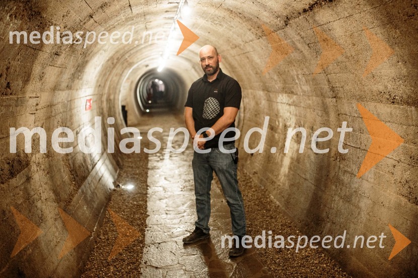  Srečko Štagar, ZTKKVinska pot v rovih pod starim Kranjem, sobota