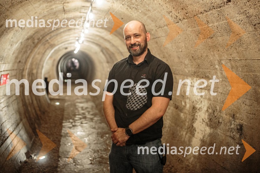  Srečko Štagar, ZTKKVinska pot v rovih pod starim Kranjem, sobota