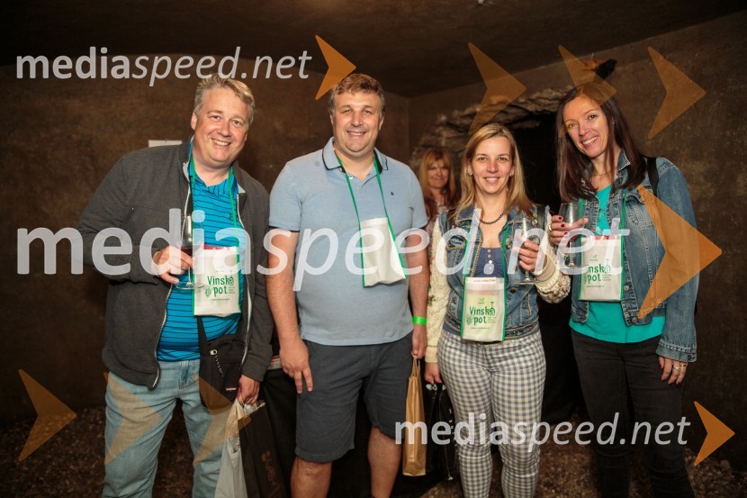 Vinska pot v rovih pod starim Kranjem, sobota