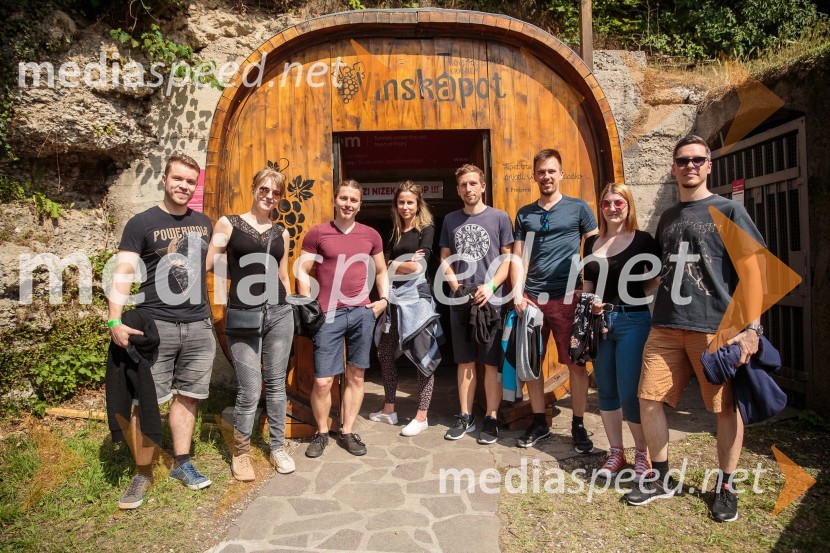 Vinska pot v rovih pod starim Kranjem, sobota