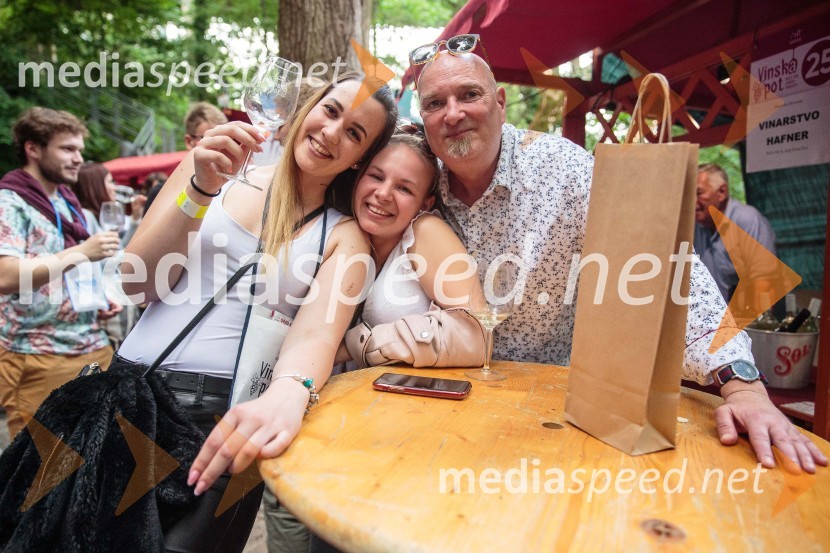 Vinska pot v rovih pod starim Kranjem, sobota