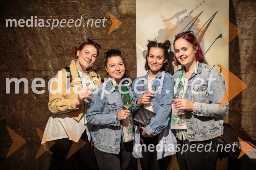 Vinska pot v rovih pod starim Kranjem, sobota