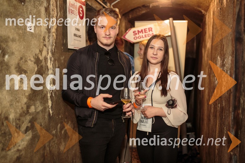 Vinska pot v rovih pod starim Kranjem, sobota