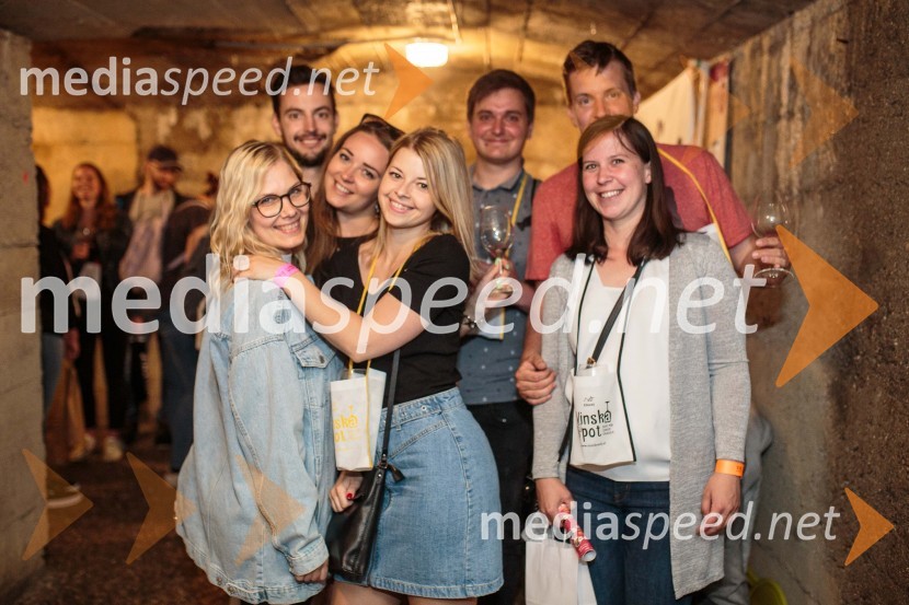 Vinska pot v rovih pod starim Kranjem, sobota