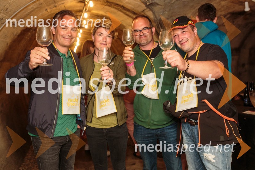 Vinska pot v rovih pod starim Kranjem, sobota