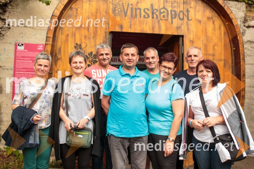 Vinska pot v rovih pod starim Kranjem, sobota