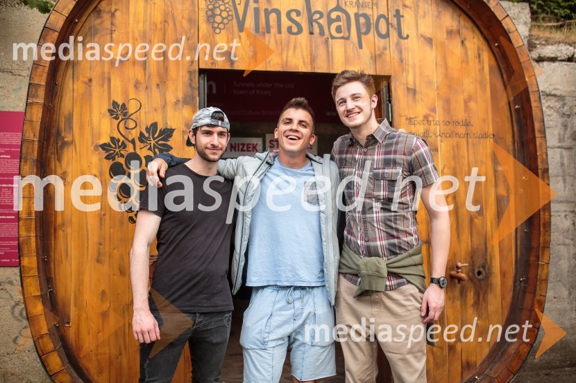 Vinska pot v rovih pod starim Kranjem, sobota