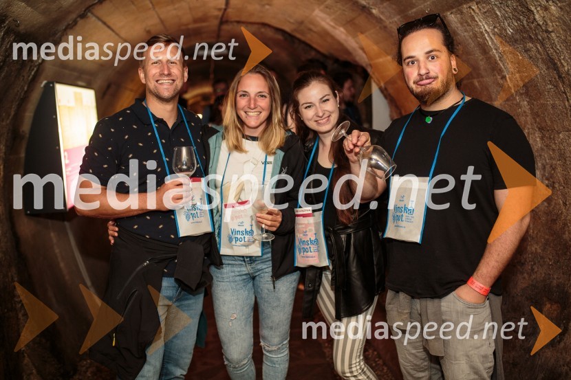 Vinska pot v rovih pod starim Kranjem, sobota