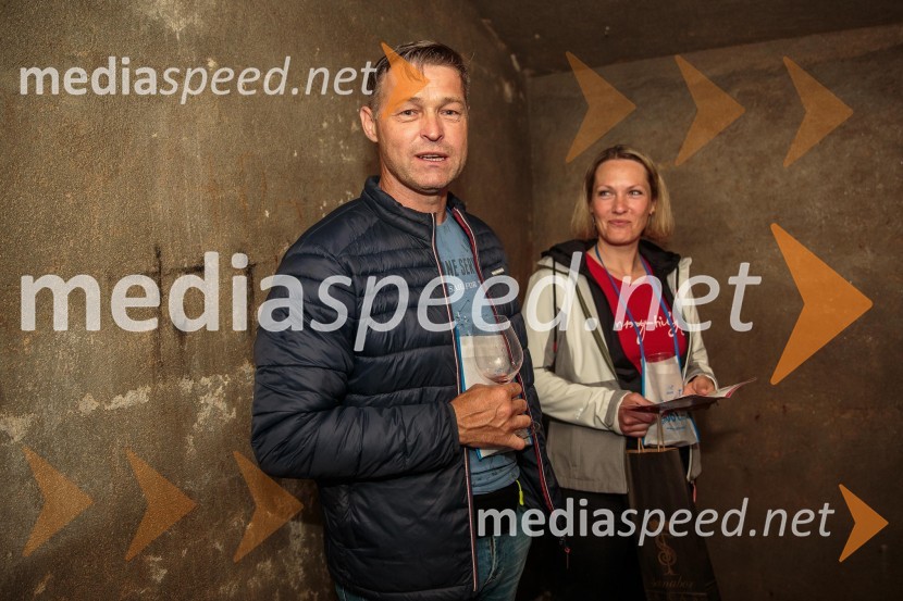 Vinska pot v rovih pod starim Kranjem, sobota