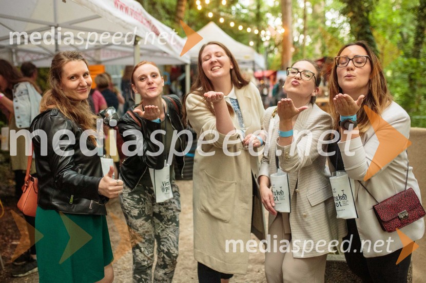 Vinska pot v rovih pod starim Kranjem, sobota