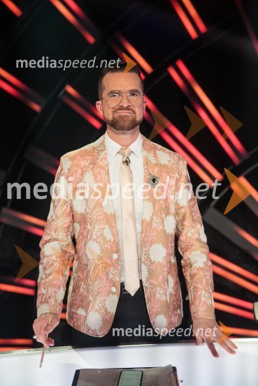  Andrej Škufca, štirikratni svetovni plesni prvak in plesni sodnikZnan obraz ima svoj glas, 10. oddaja