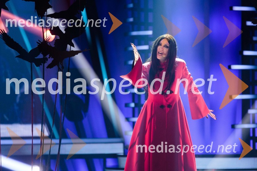  Martina Majerle, pevkaZnan obraz ima svoj glas, 10. oddaja