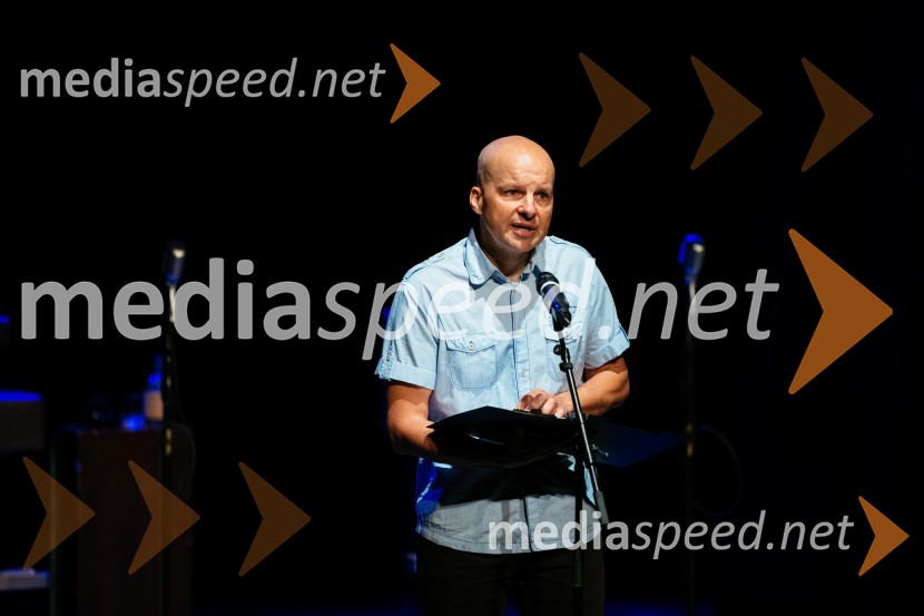  Andraž Gombač, urednik kulturne redakcije, Primorske noviceTantadruj, podelitev primorskih gledaliških nagrad, Gledališče Koper