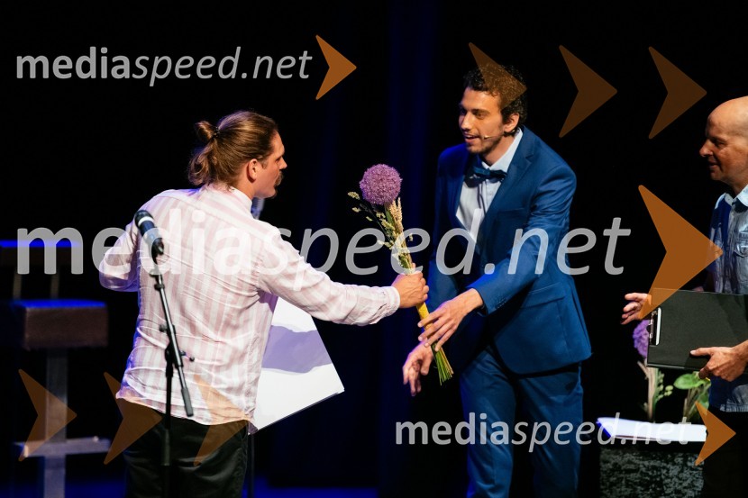  Andrej Vrhovnik, kostumograf;  ... Tantadruj, podelitev primorskih gledaliških nagrad, Gledališče Koper