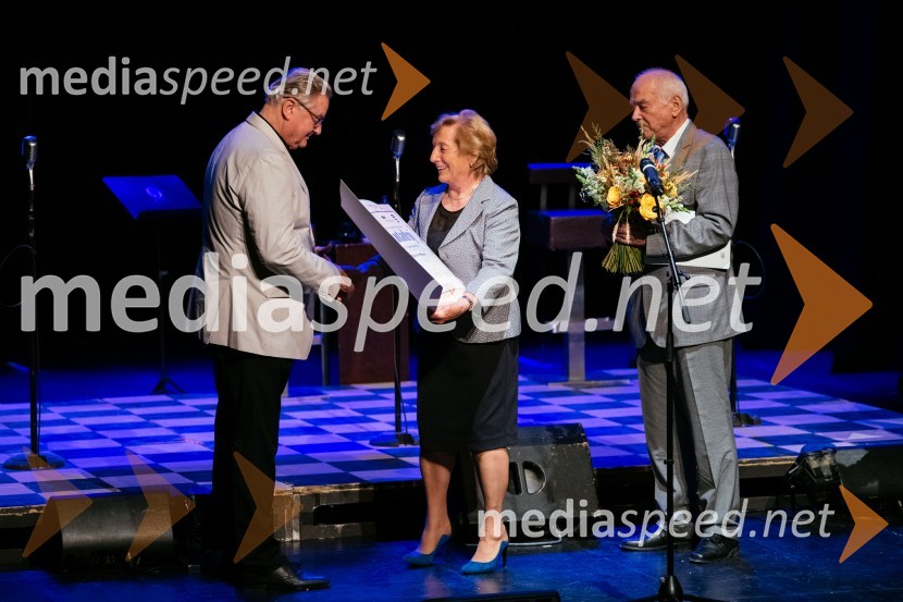  Dušan Mlakar, režiser;  ... ;  ... Tantadruj, podelitev primorskih gledaliških nagrad, Gledališče Koper