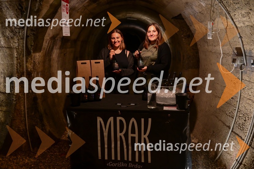 Vinska pot v rovih pod starim Kranjem, petek