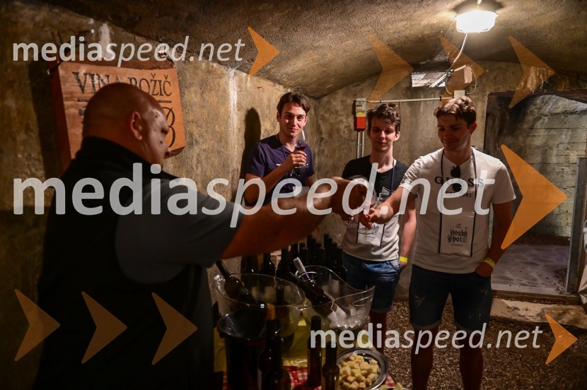  Kristjan  Božič, vina Božič;  ... ;  ... ;  ... Vinska pot v rovih pod starim Kranjem, petek