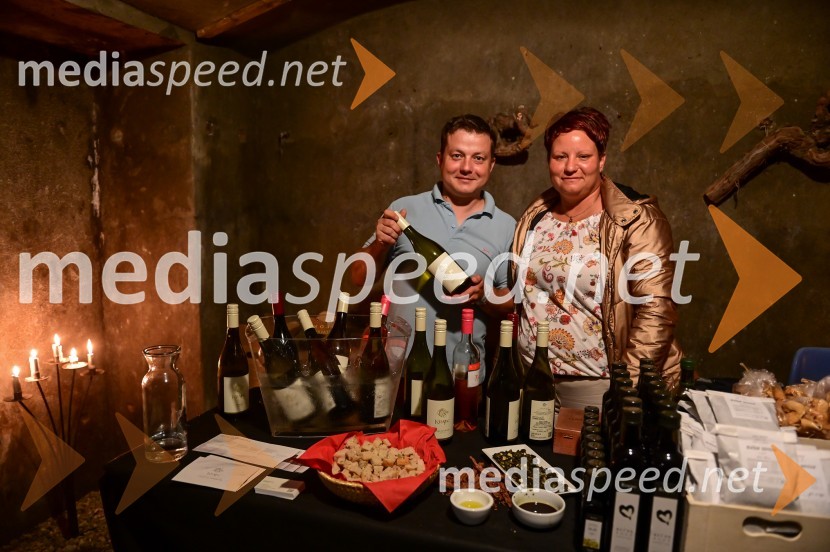  ... ;  Petra Kranjec, vina KrajncVinska pot v rovih pod starim Kranjem, petek