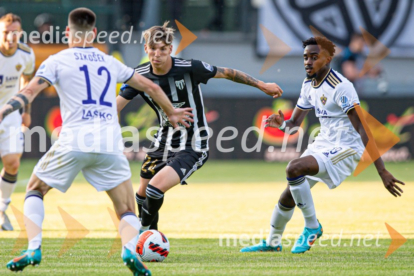  Tio Cipot, nogometaš, NŠ mura;  Antoine Makoumbou, nogometaš, NK MariborMura - Maribor, nogometna tekma