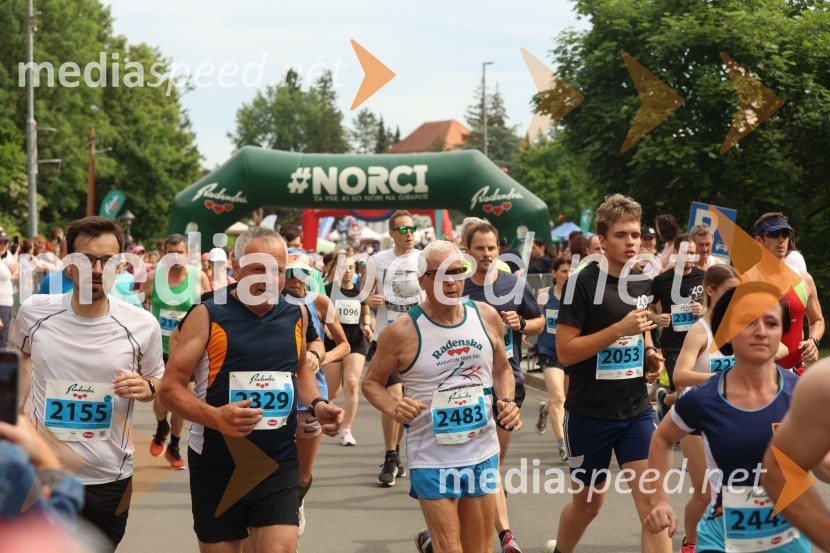  Andraž Bobik;  Marijan Jakopec;  Marjan Neuvirt;  Rene Peternel40. Maraton treh src