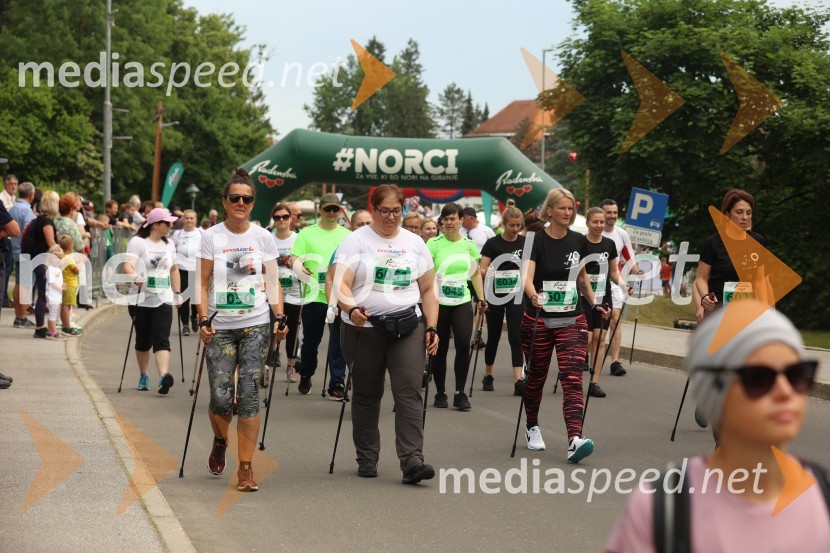  Mira Javornik;  Irena Gril40. Maraton treh src
