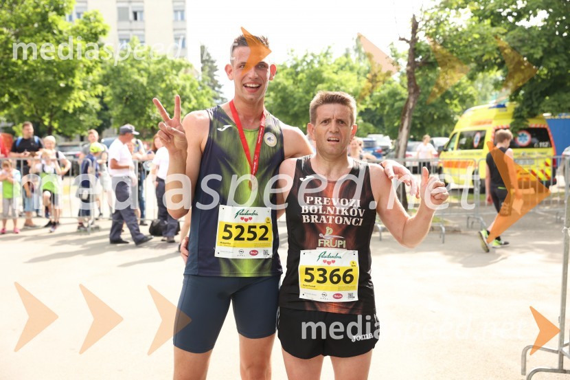  Matjaž  Rus;  Dejan Preindl40. Maraton treh src