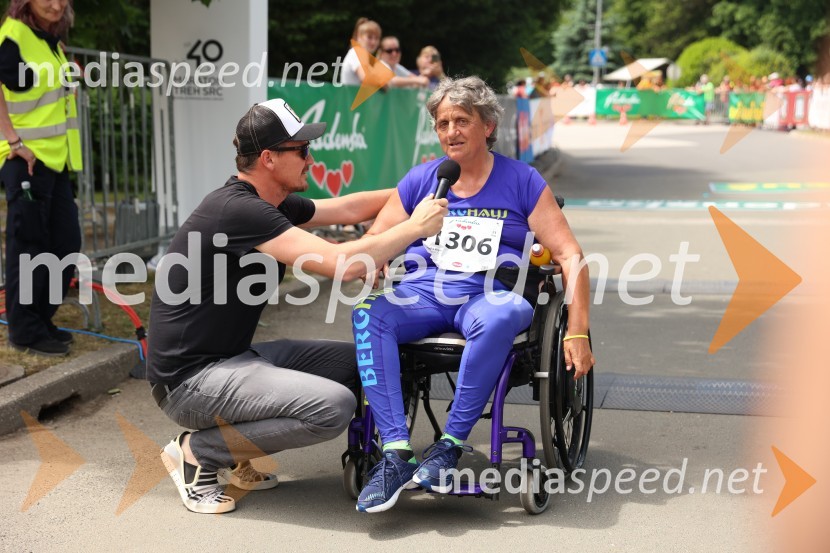  ... ;  Štefka Vegan, maratonka40. Maraton treh src